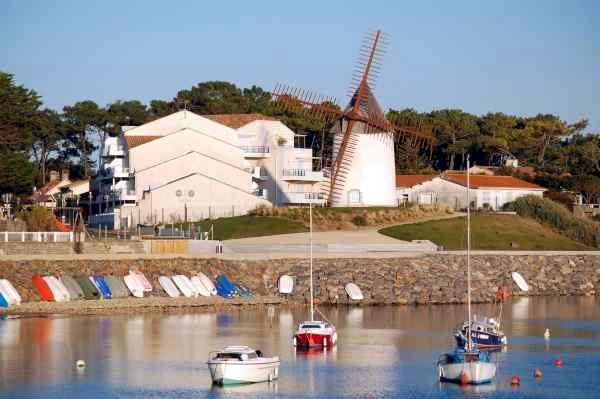 Hotel Carisma Holidays - Jard Sur Mer Exteriér fotografie